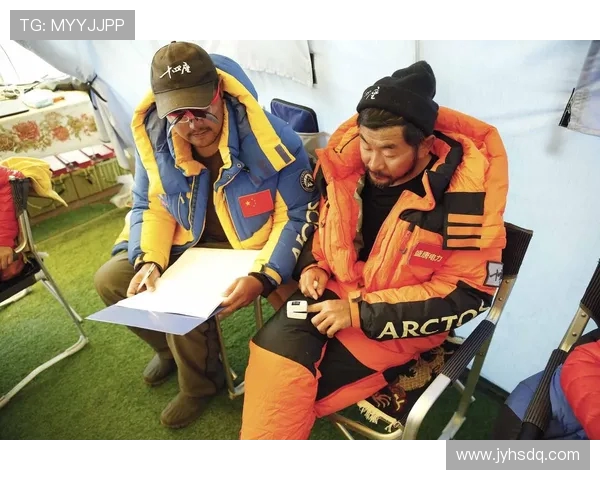 张伟专访：从青涩少年到足球明星的成长之路回顾